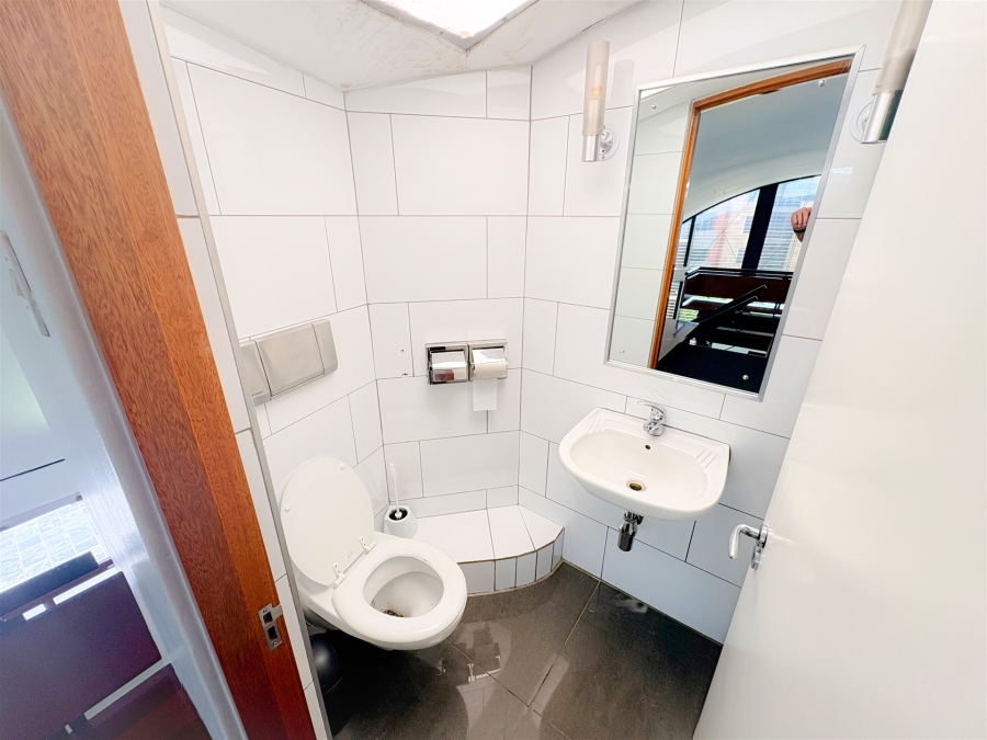 To Let commercial Property for Rent in Melrose Arch Gauteng