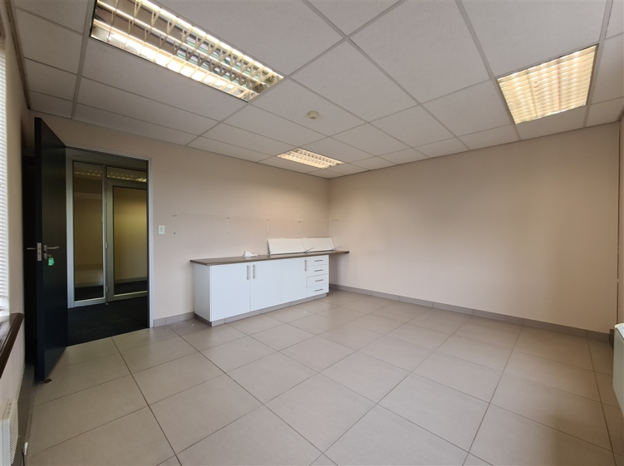 To Let commercial Property for Rent in Fourways Gauteng