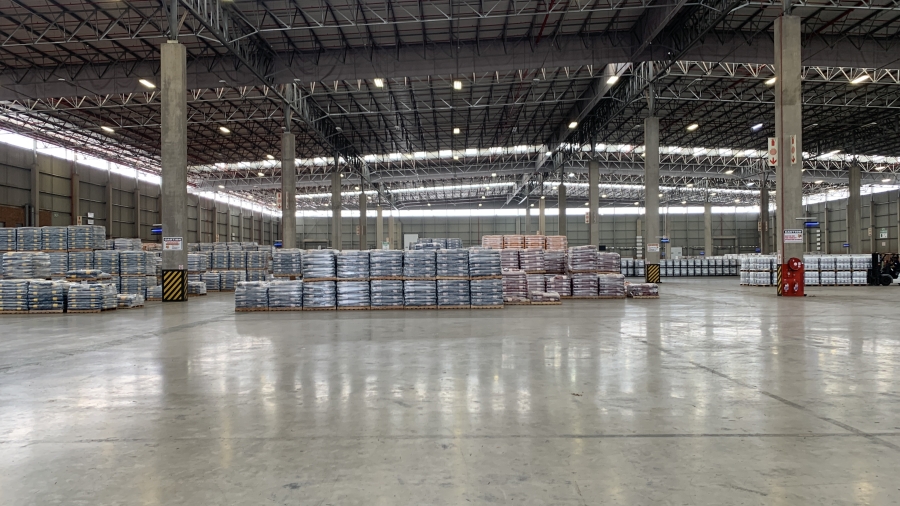 To Let commercial Property for Rent in Gosforth Park Gauteng