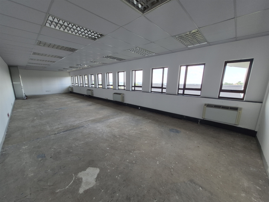 To Let commercial Property for Rent in Hyde Park Gauteng