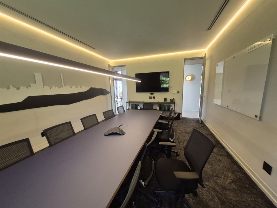 To Let commercial Property for Rent in Hyde Park Gauteng