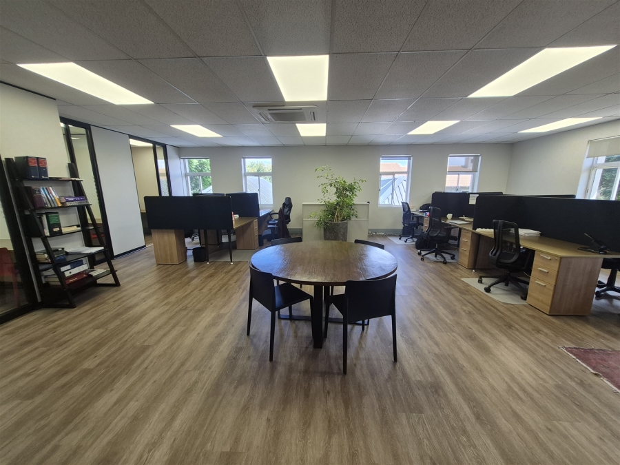 To Let commercial Property for Rent in Hyde Park Gauteng