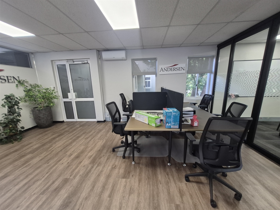 To Let commercial Property for Rent in Hyde Park Gauteng