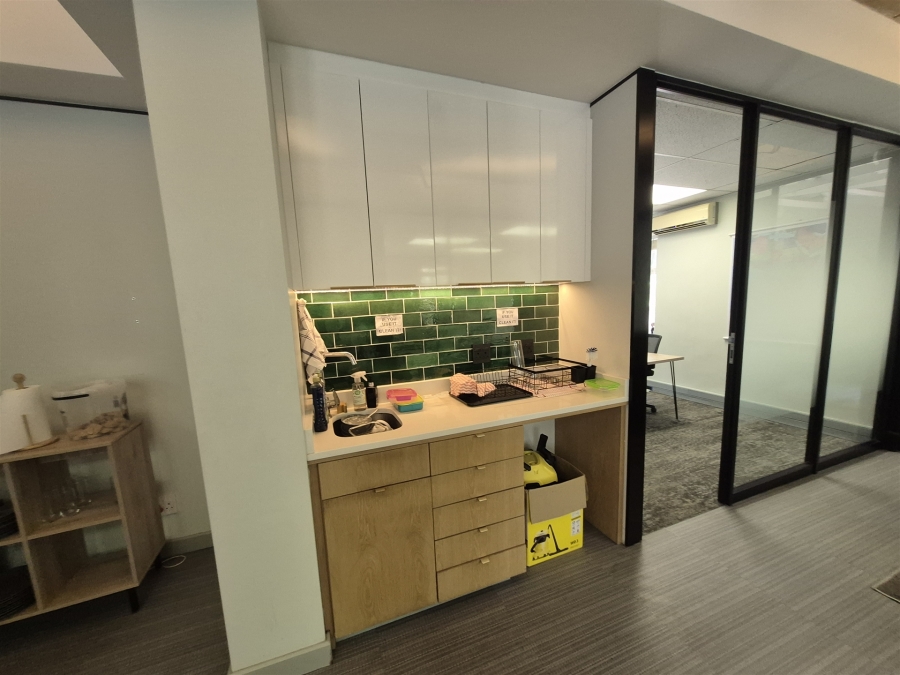 To Let commercial Property for Rent in Hyde Park Gauteng