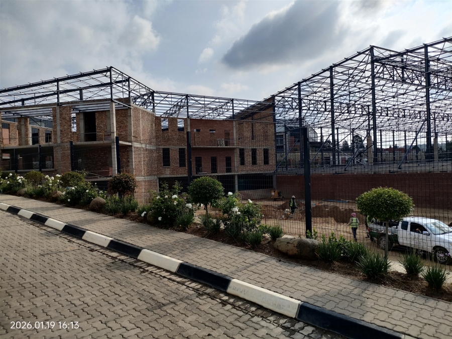 To Let commercial Property for Rent in North Riding Gauteng