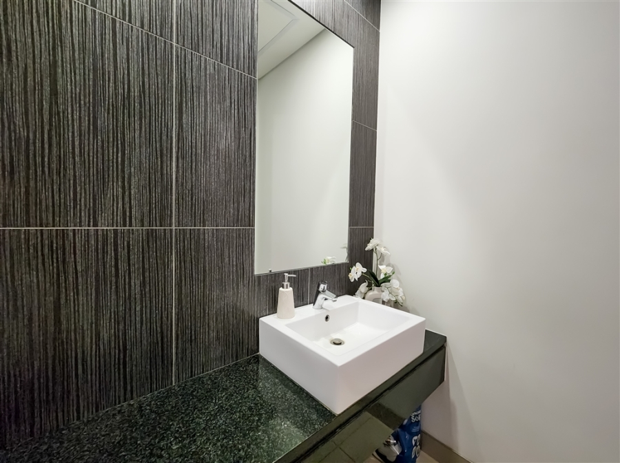 Commercial Property for Sale in Chartwell Gauteng