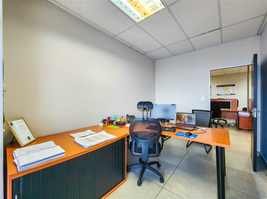 Commercial Property for Sale in Ruimsig Gauteng