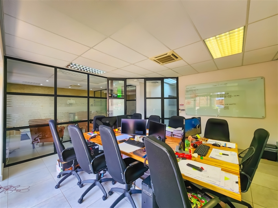 Commercial Property for Sale in Ruimsig Gauteng