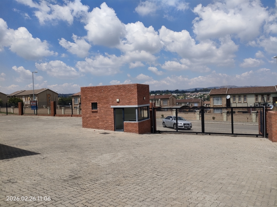To Let commercial Property for Rent in Laser Park Gauteng