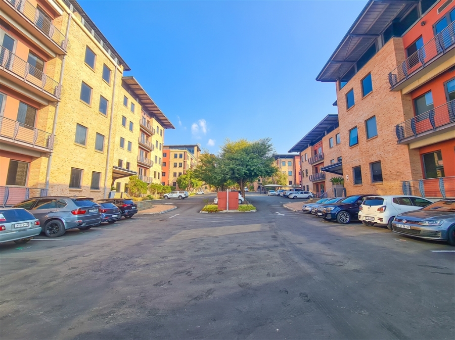 To Let commercial Property for Rent in Constantia Kloof Gauteng