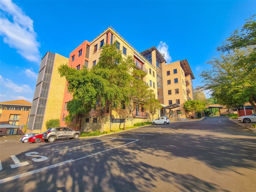 To Let commercial Property for Rent in Constantia Kloof Gauteng