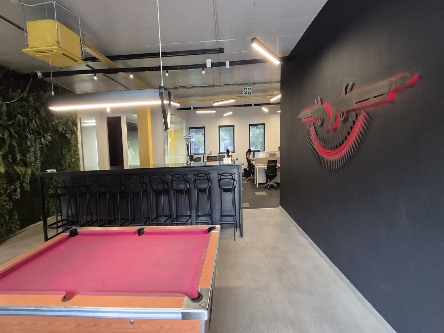 To Let commercial Property for Rent in Hyde Park Gauteng