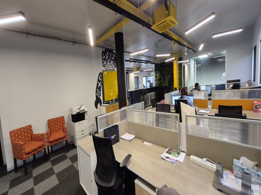 To Let commercial Property for Rent in Hyde Park Gauteng