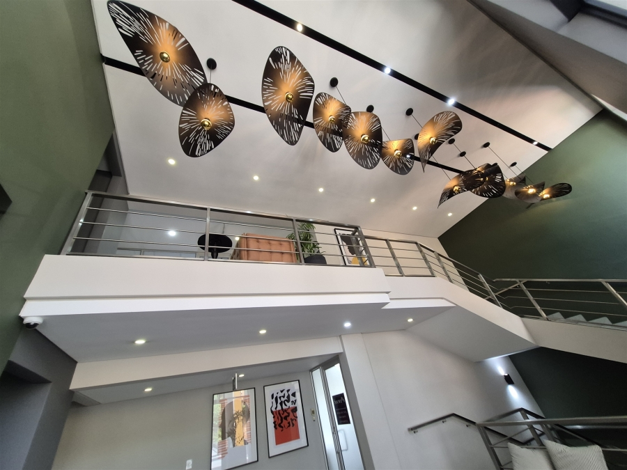 To Let commercial Property for Rent in Dunkeld West Gauteng