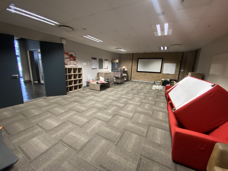 To Let commercial Property for Rent in Randjespark Gauteng