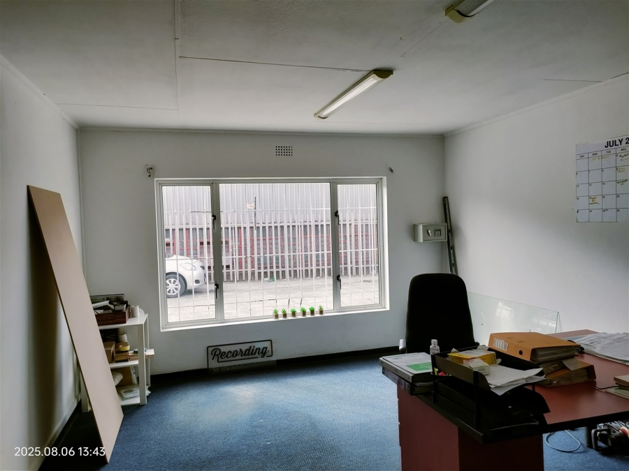 To Let commercial Property for Rent in Strijdom Park Gauteng