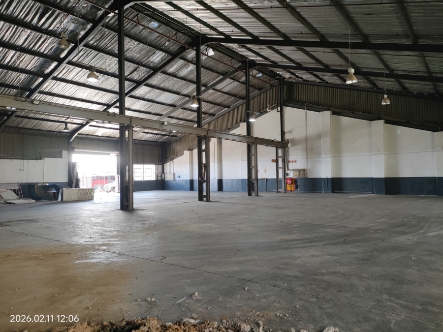 To Let Commercial Property for Rent in Strijdom Park Gauteng