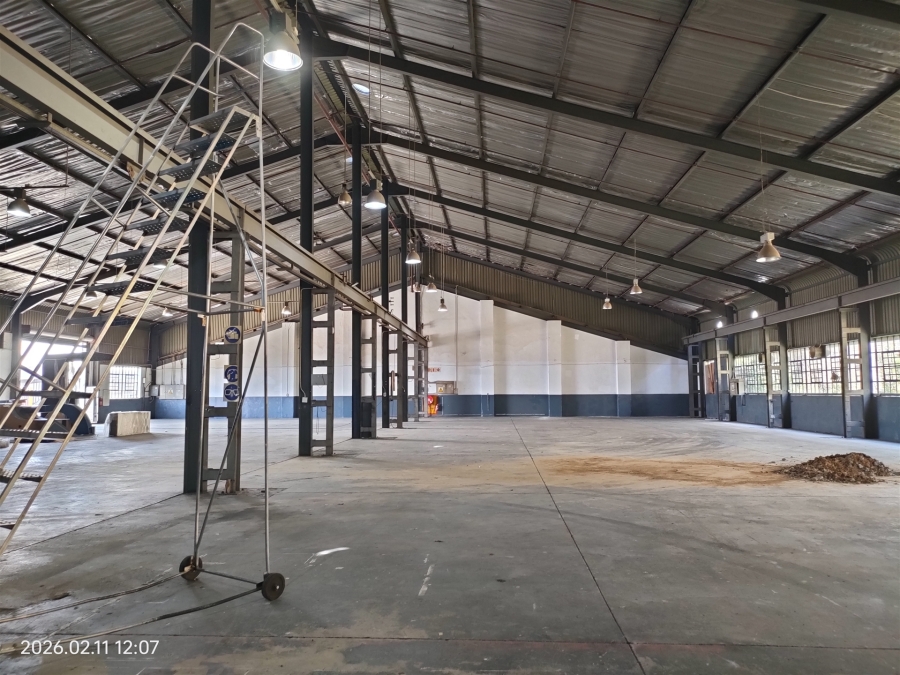 To Let Commercial Property for Rent in Strijdom Park Gauteng