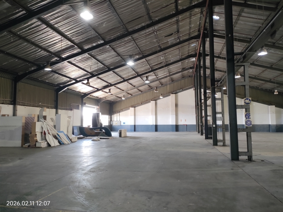 To Let Commercial Property for Rent in Strijdom Park Gauteng