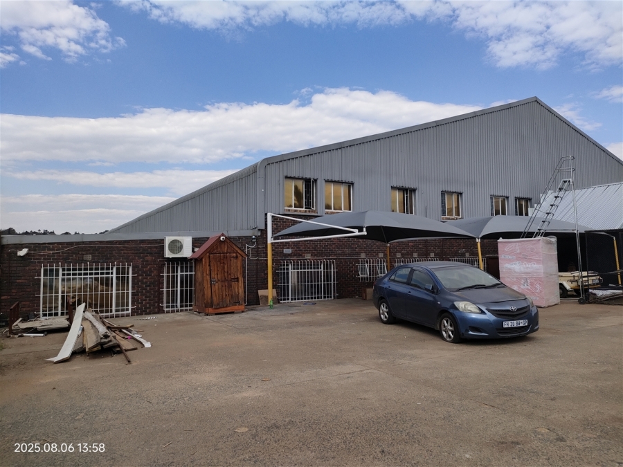 To Let Commercial Property for Rent in Strijdom Park Gauteng