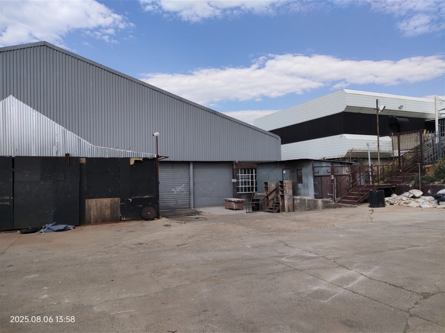 To Let Commercial Property for Rent in Strijdom Park Gauteng