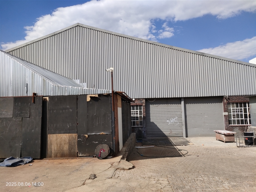 To Let Commercial Property for Rent in Strijdom Park Gauteng