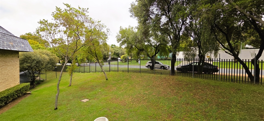 To Let commercial Property for Rent in Hurlingham Gauteng