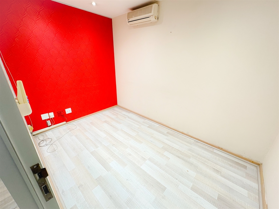 To Let commercial Property for Rent in Killarney Gauteng