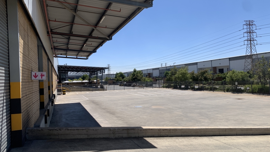 To Let commercial Property for Rent in Gosforth Park Gauteng