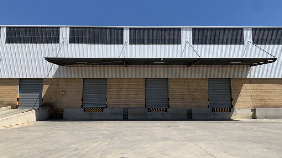 To Let commercial Property for Rent in Gosforth Park Gauteng