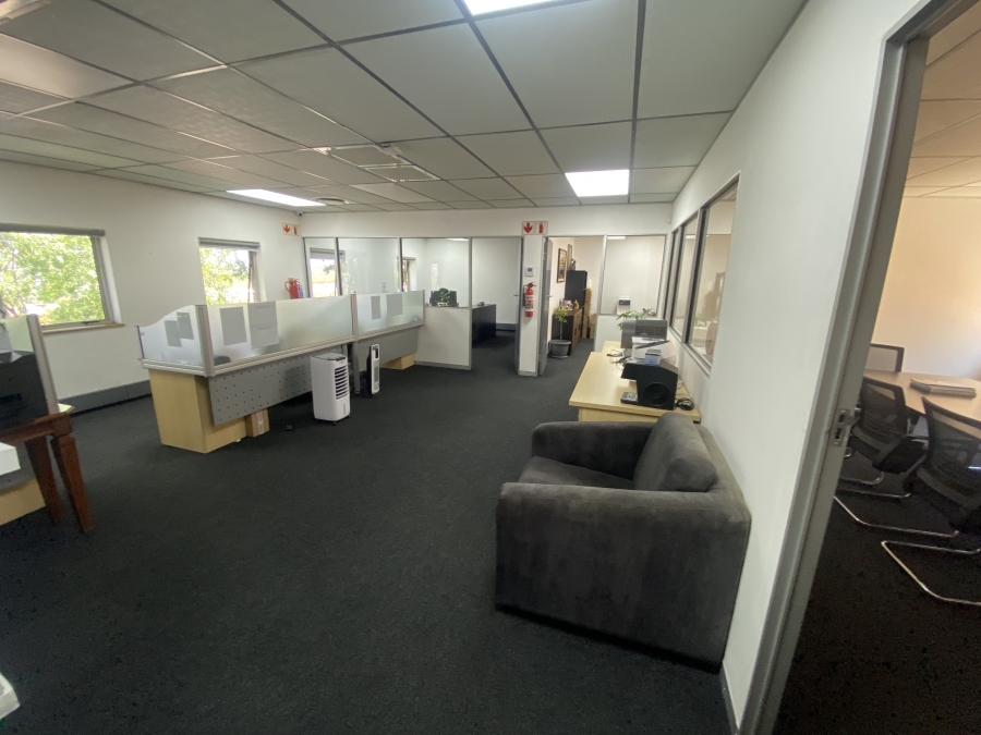 To Let commercial Property for Rent in Randjespark Gauteng