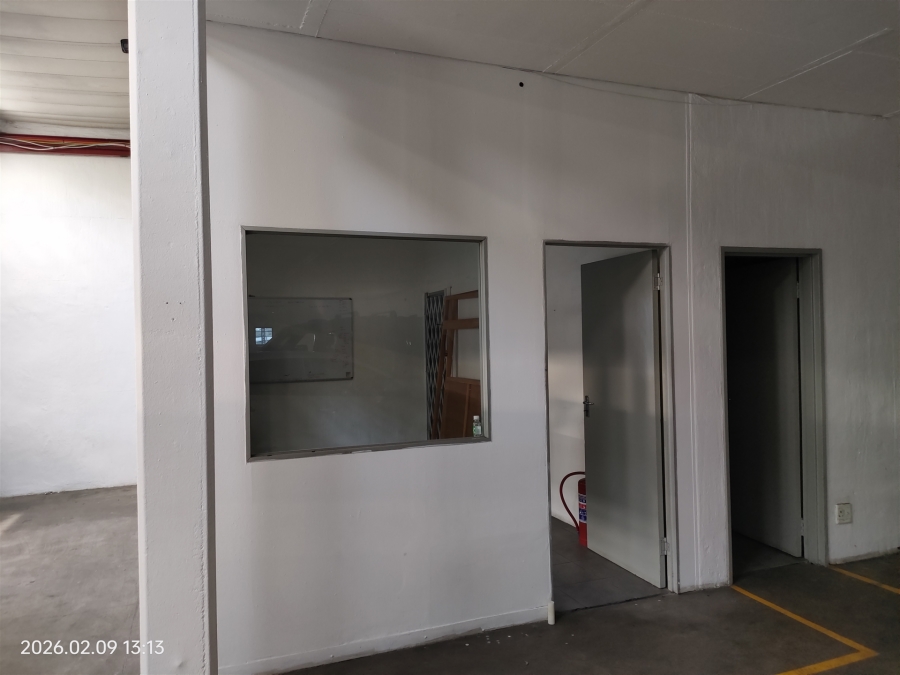 To Let commercial Property for Rent in Strijdom Park Gauteng
