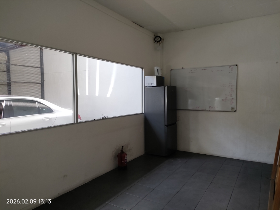 To Let commercial Property for Rent in Strijdom Park Gauteng