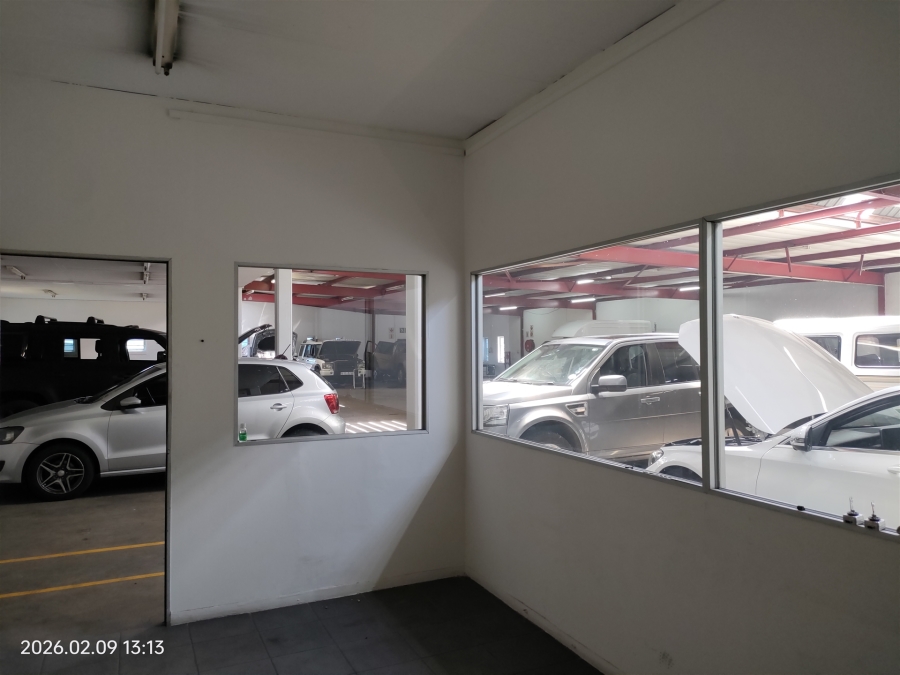 To Let commercial Property for Rent in Strijdom Park Gauteng