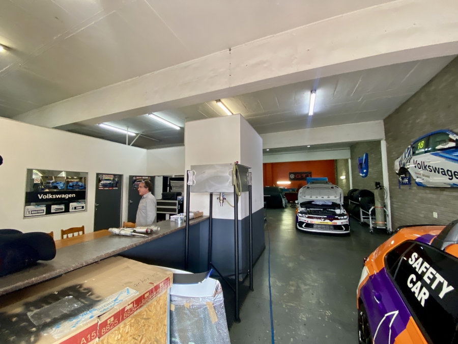 To Let commercial Property for Rent in Barbeque Downs Gauteng
