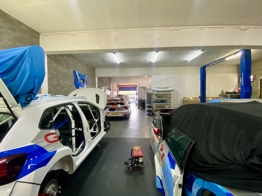 To Let commercial Property for Rent in Barbeque Downs Gauteng