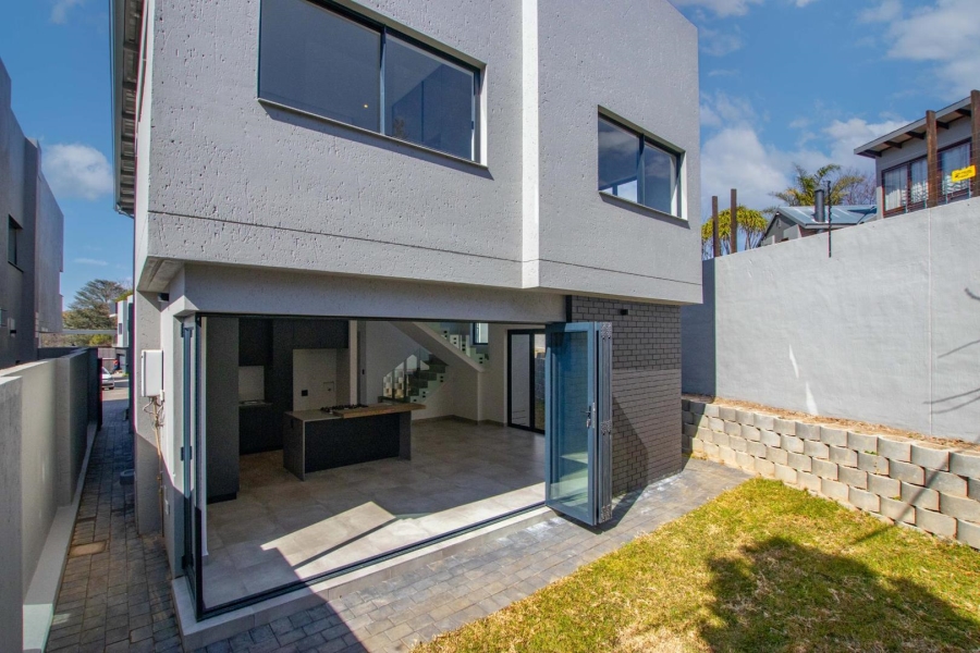 4 Bedroom Property for Sale in Bryanston Gauteng