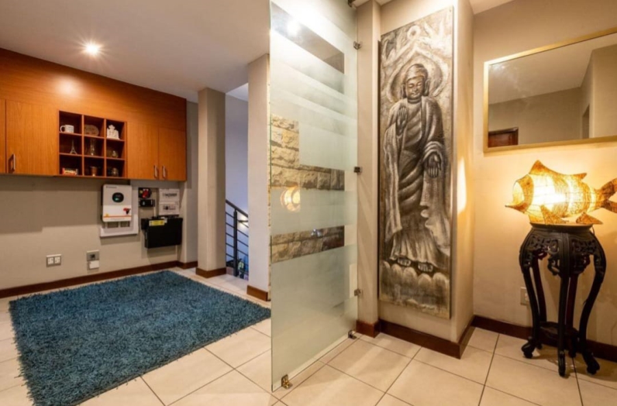 To Let 3 Bedroom Property for Rent in Hyde Park Gauteng