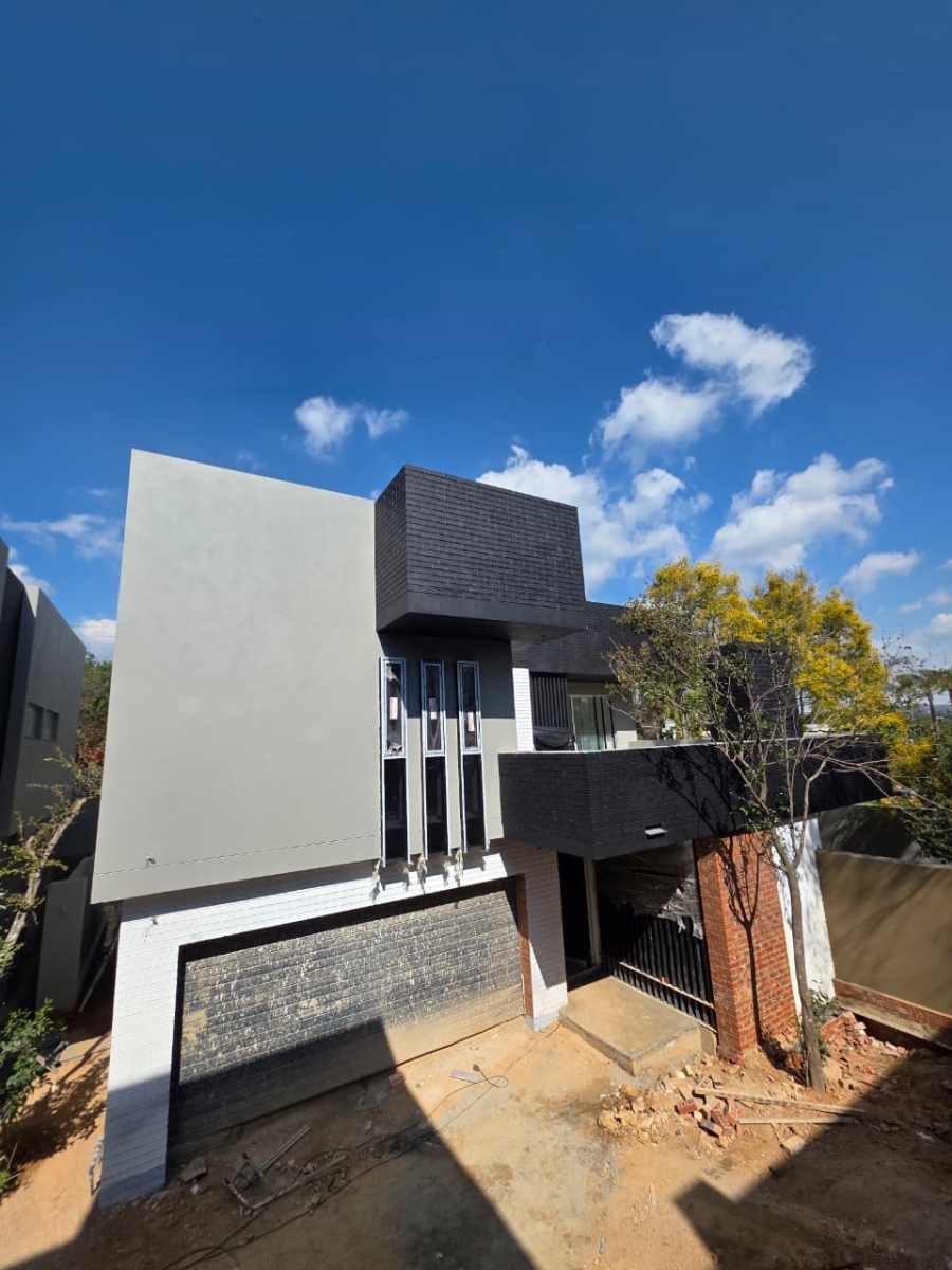 4 Bedroom Property for Sale in Bryanston Gauteng