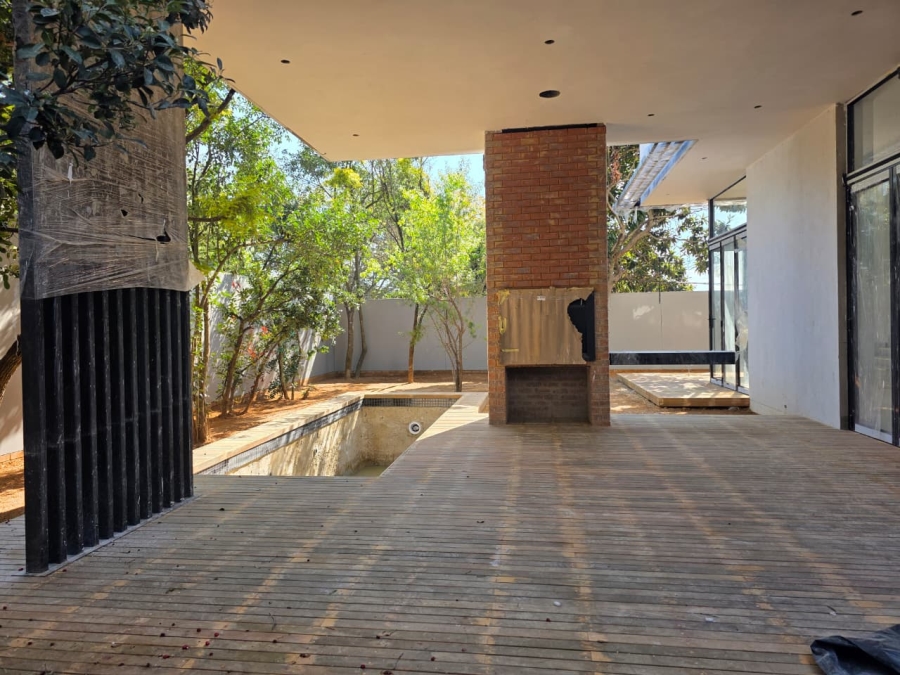 4 Bedroom Property for Sale in Bryanston Gauteng