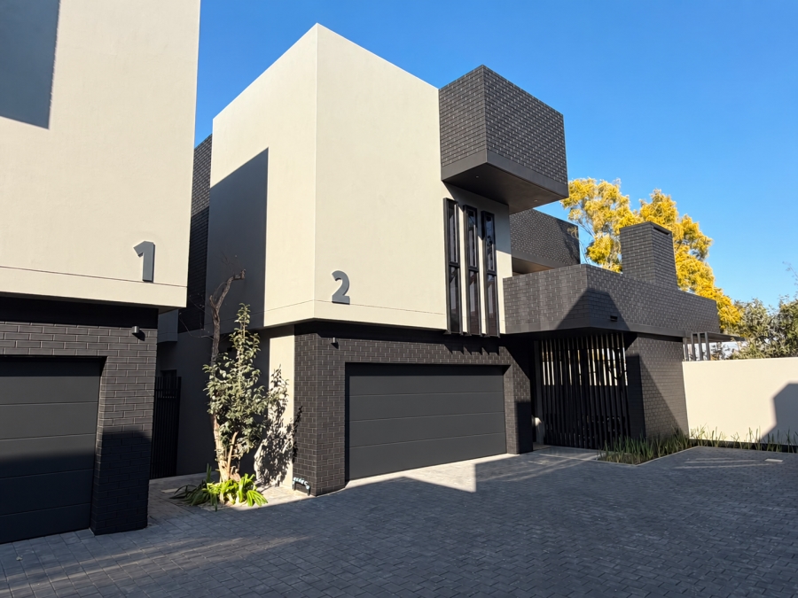 4 Bedroom Property for Sale in Bryanston Gauteng