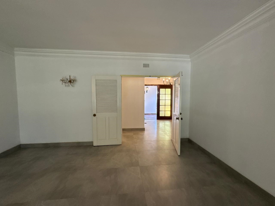 To Let 5 Bedroom Property for Rent in Bryanston East Gauteng