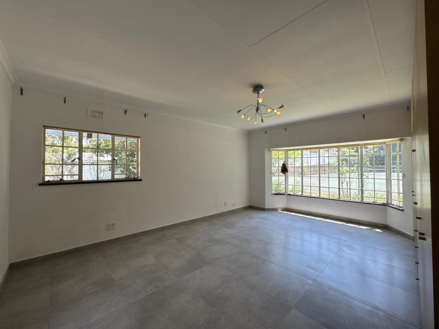 To Let 5 Bedroom Property for Rent in Bryanston East Gauteng