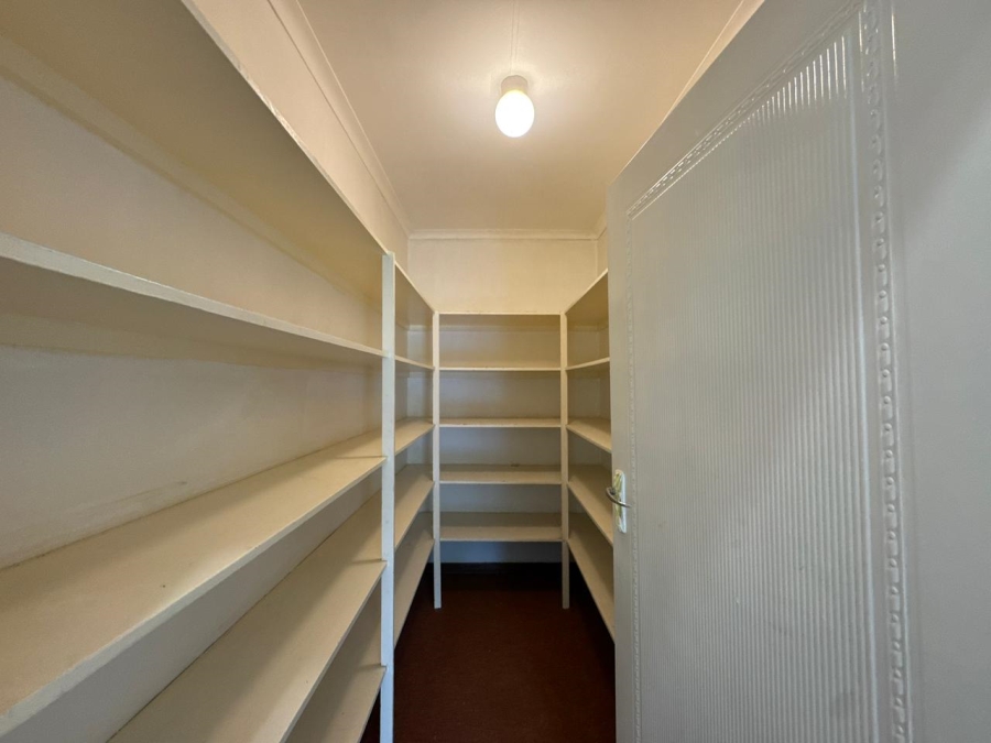 To Let 5 Bedroom Property for Rent in Bryanston East Gauteng