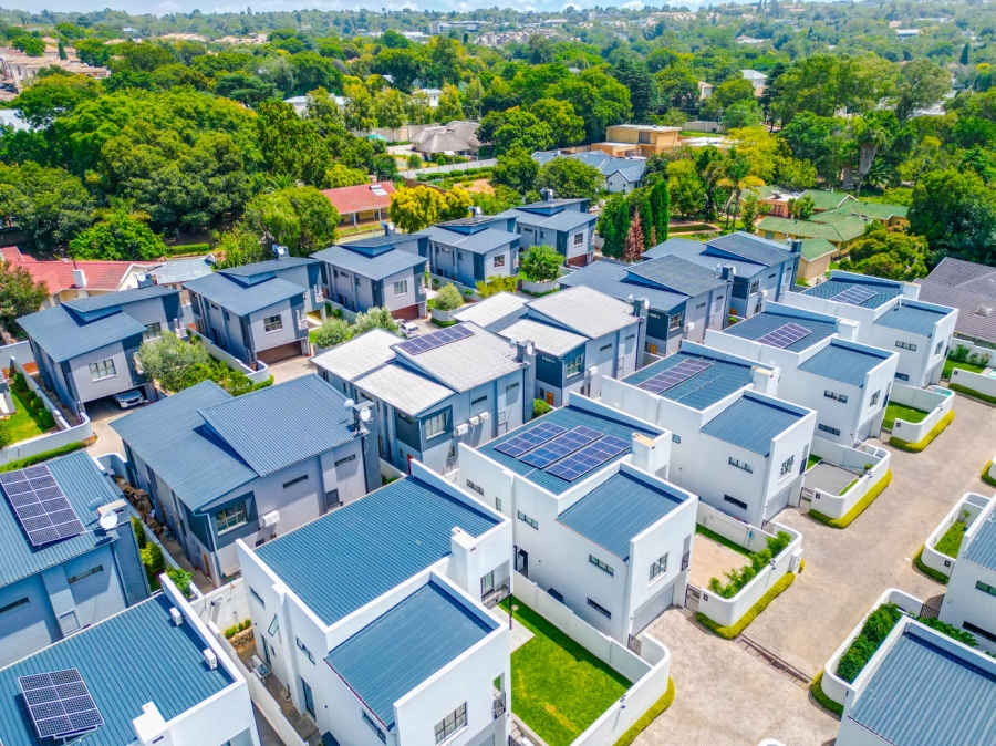 4 Bedroom Property for Sale in Bryanston East Gauteng