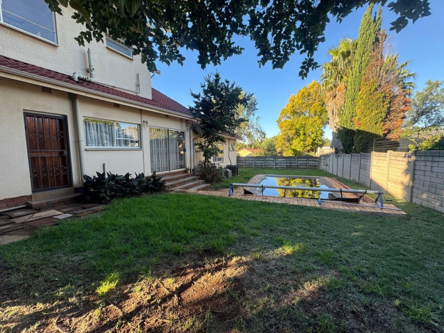 To Let 5 Bedroom Property for Rent in Dinwiddie Gauteng