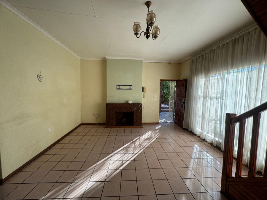 To Let 5 Bedroom Property for Rent in Dinwiddie Gauteng