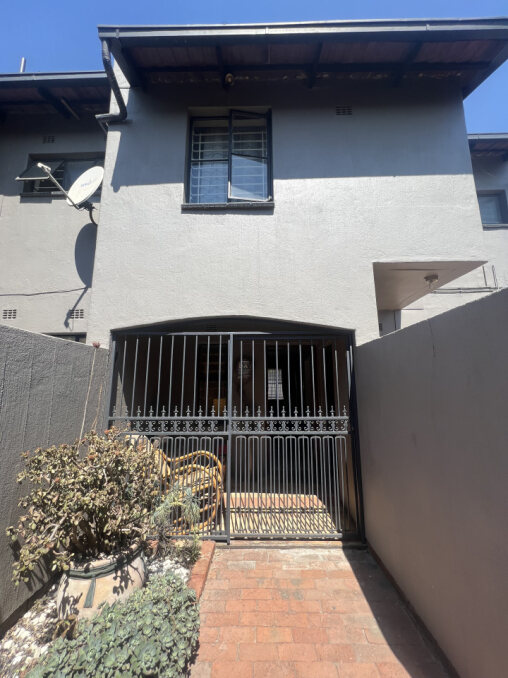 3 Bedroom Property for Sale in Lambton Gardens Gauteng