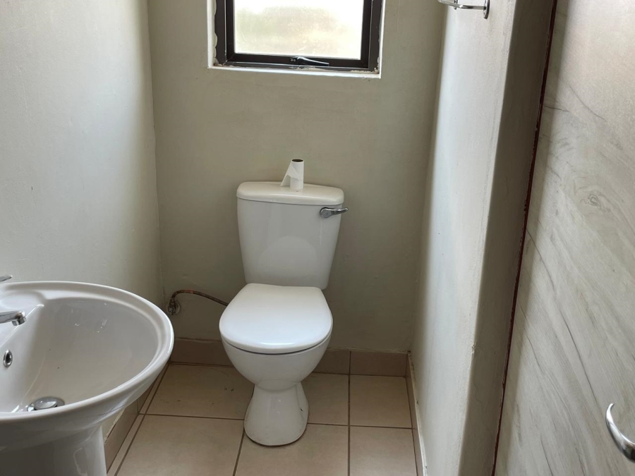 To Let 1 Bedroom Property for Rent in Villa Liza Gauteng