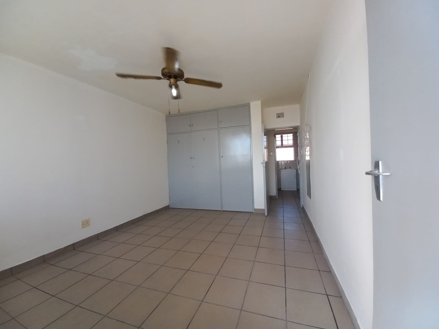 2 Bedroom Property for Sale in Germiston South Gauteng